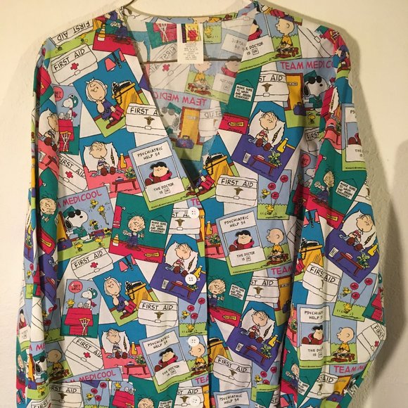 Peanuts Tops - Star Scrub Peanuts Long Sleeve Button Up Top L